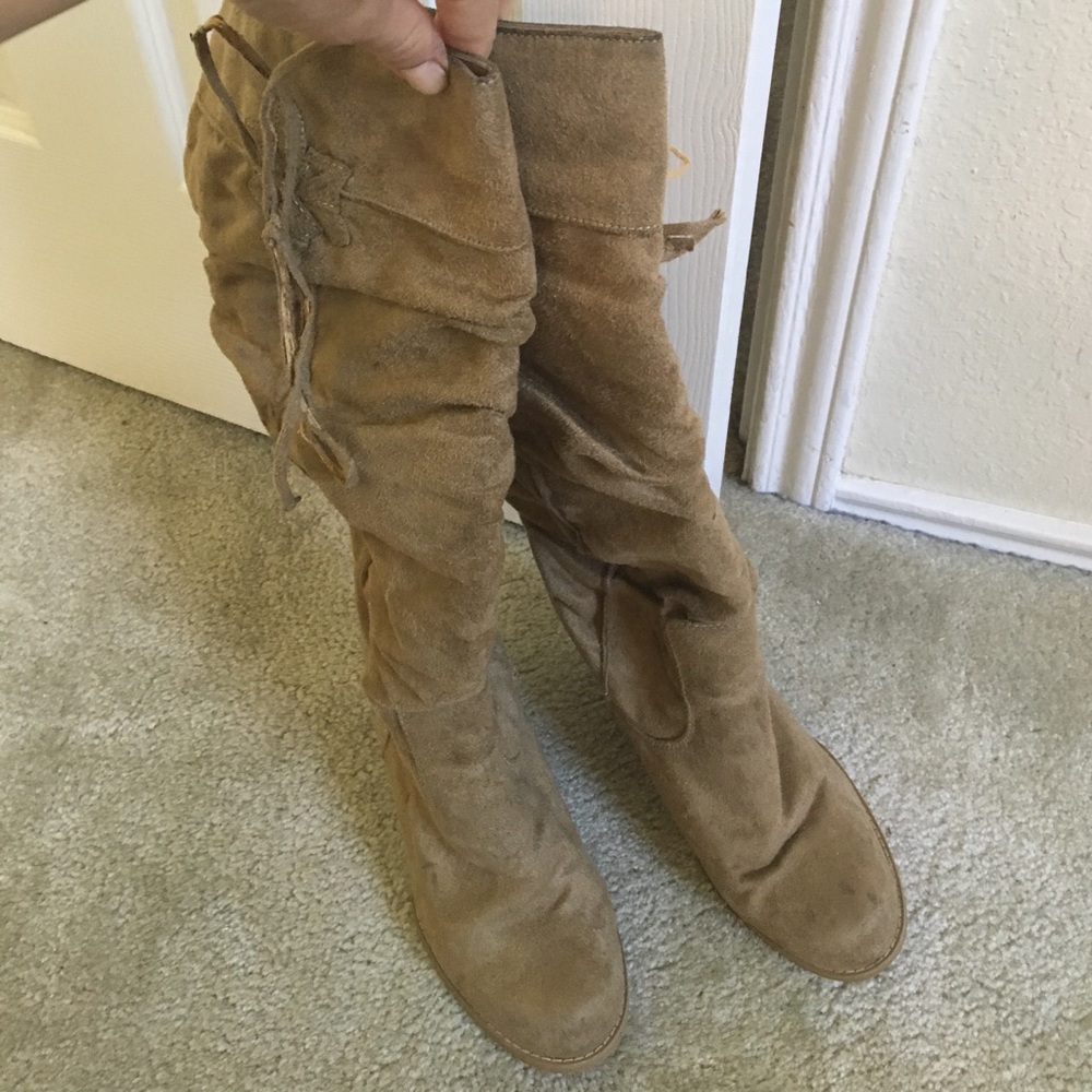 Slouchy boots